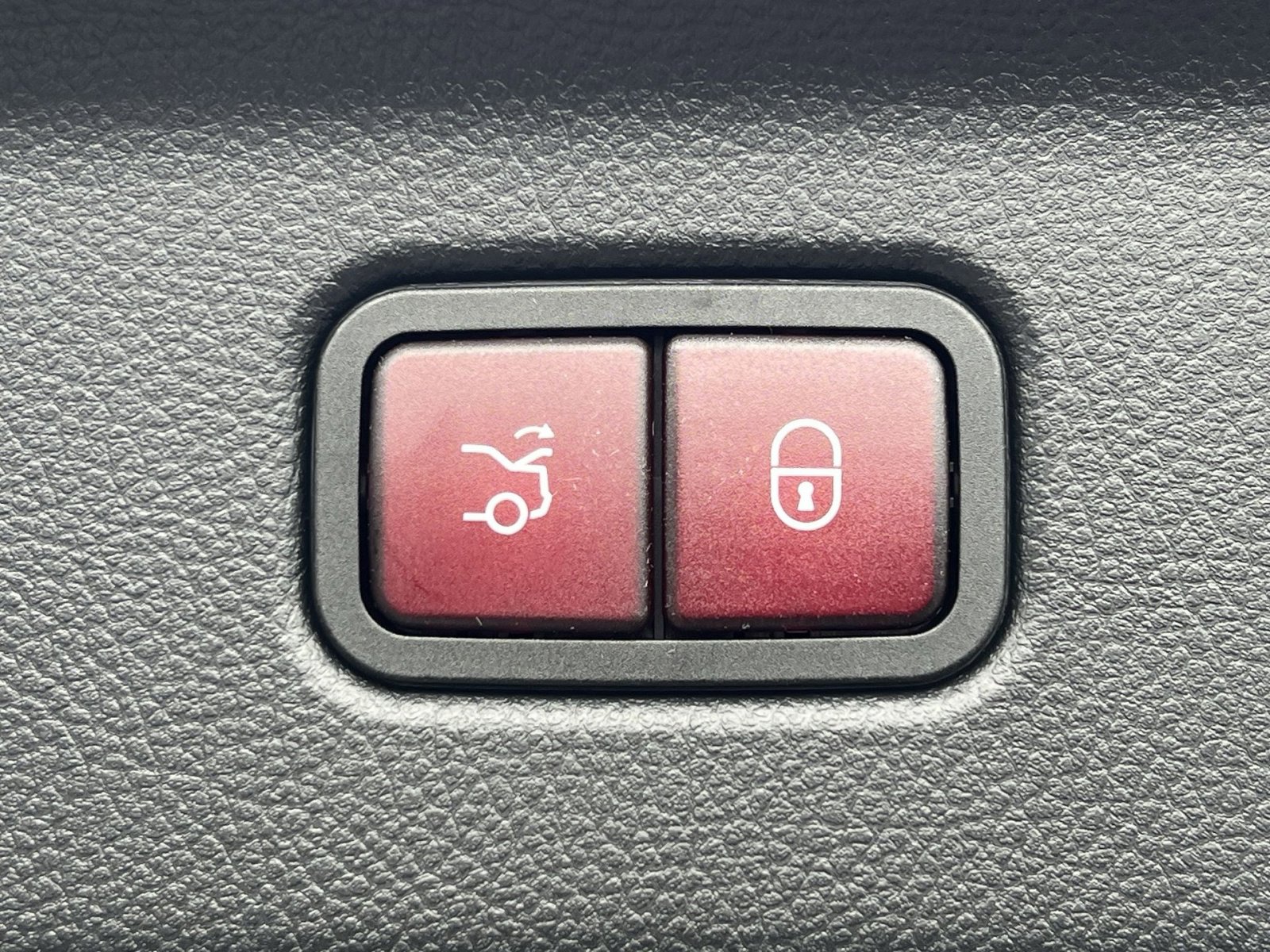 New 2026 Mercedes-Benz S 580 4MATIC Sedan image 25