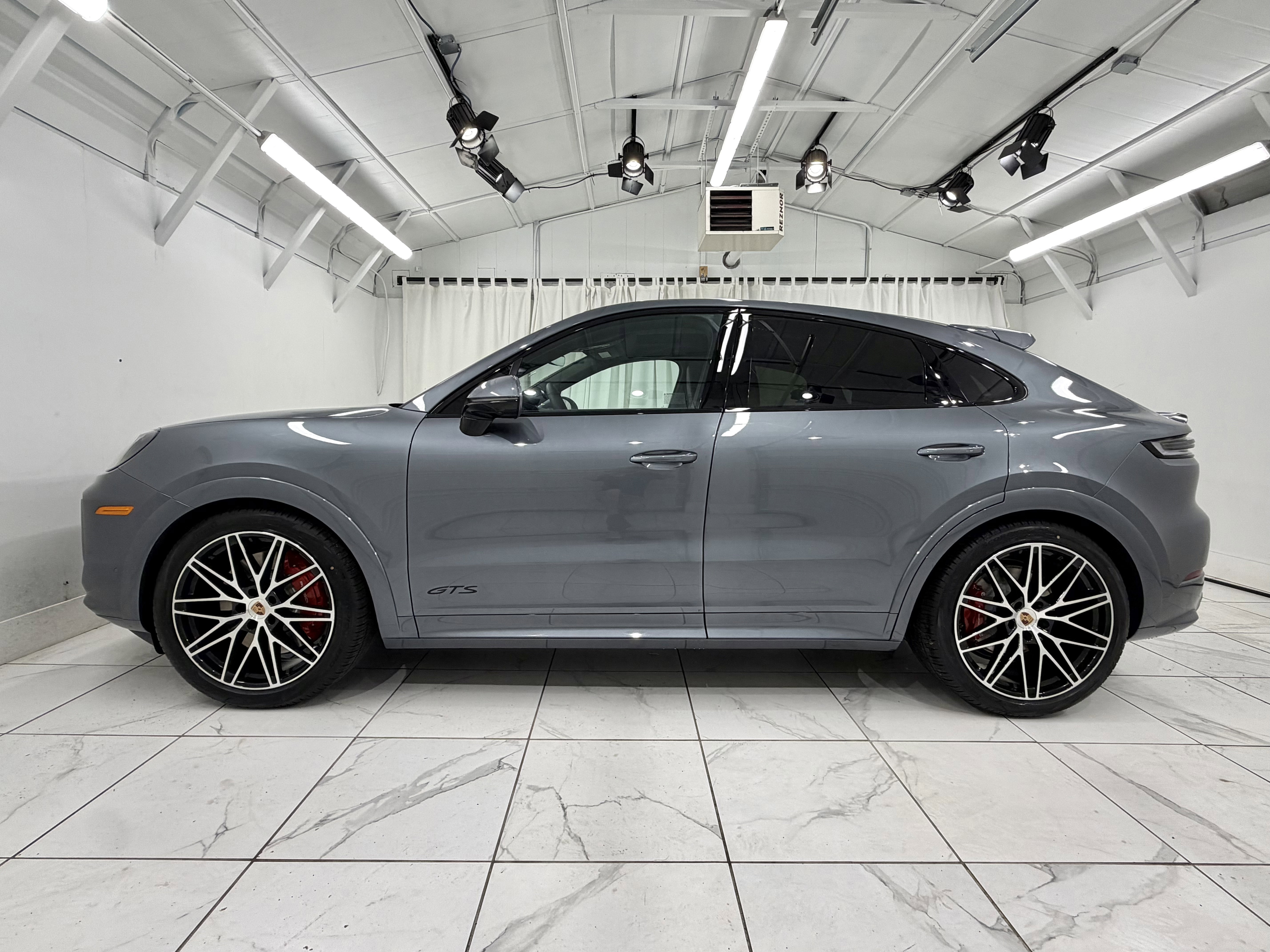New 2026 Porsche Cayenne GTS AWD/4WD image 15