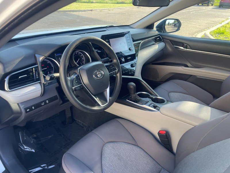 Used 2022 Toyota Camry LE FWD image 14