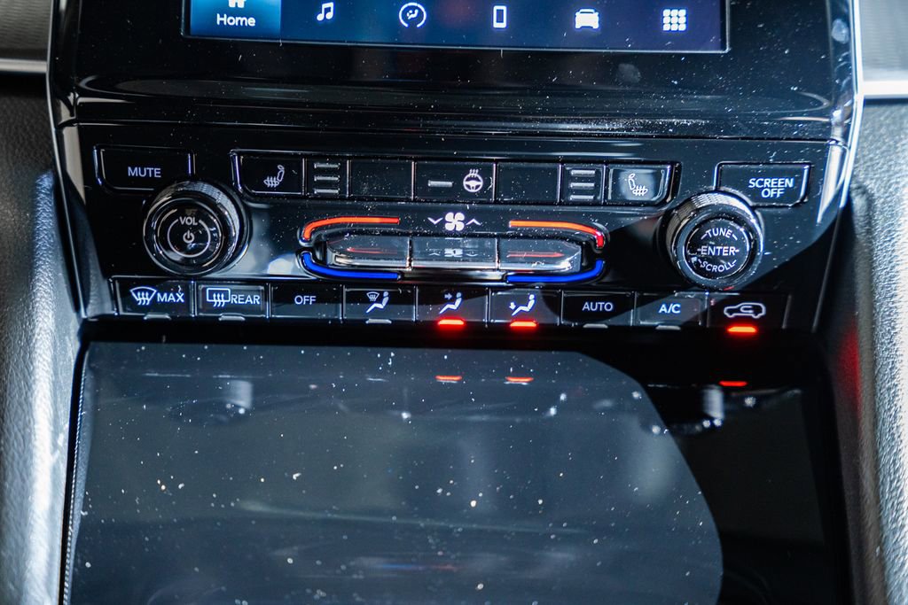 New 2025 Jeep Grand Cherokee Laredo X w/ Luxury Tech Group I image 23