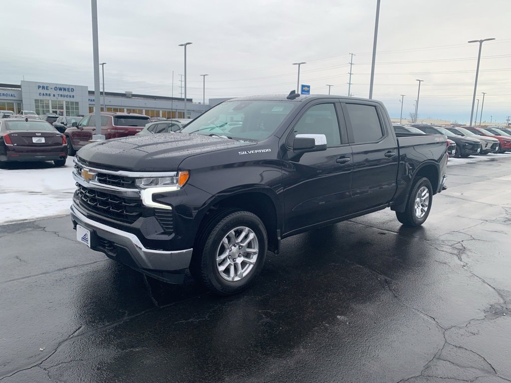 Used 2022 Chevrolet Silverado 1500 LT image 4