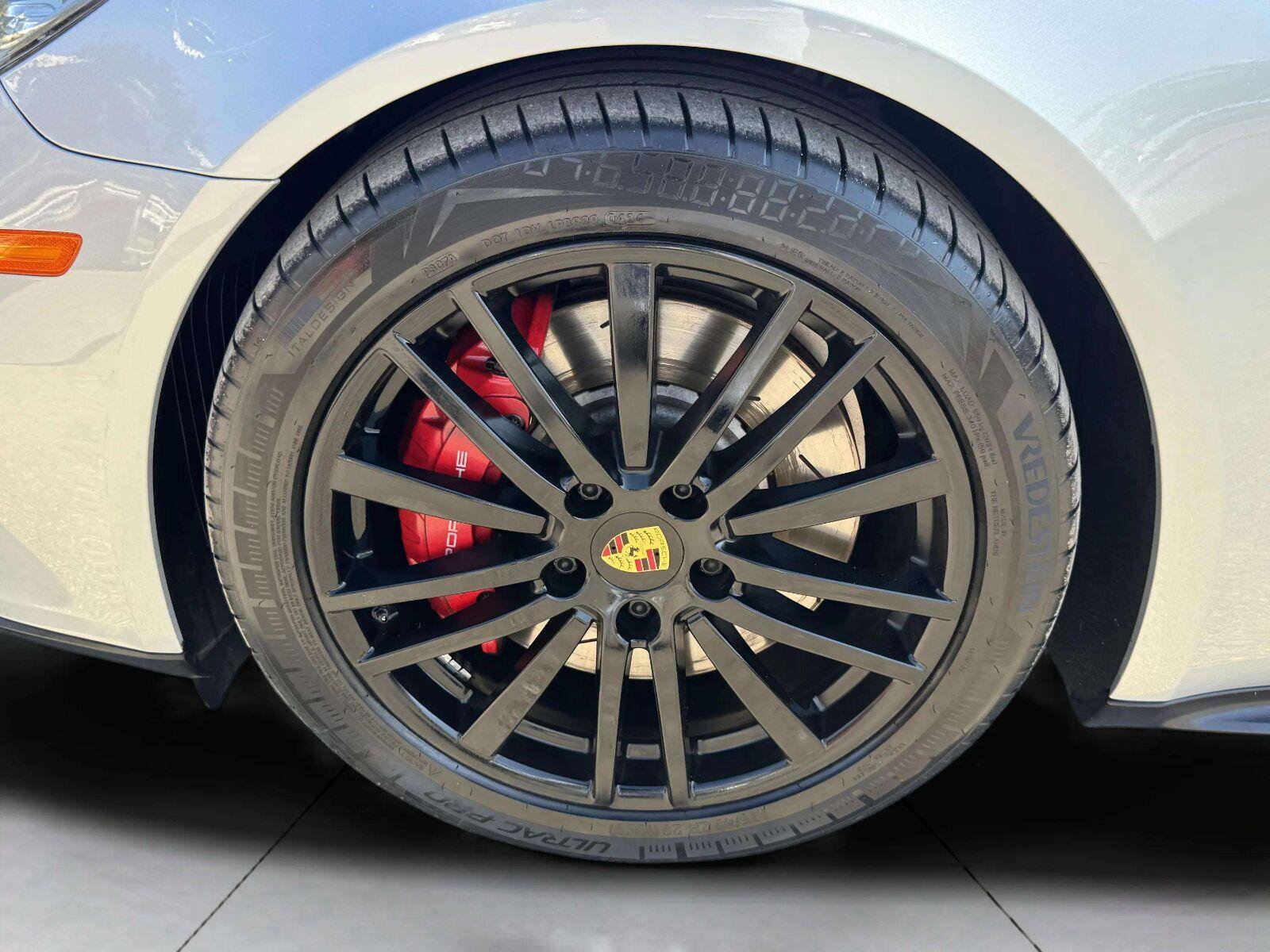 Used 2020 Porsche Panamera GTS AWD/4WD image 54
