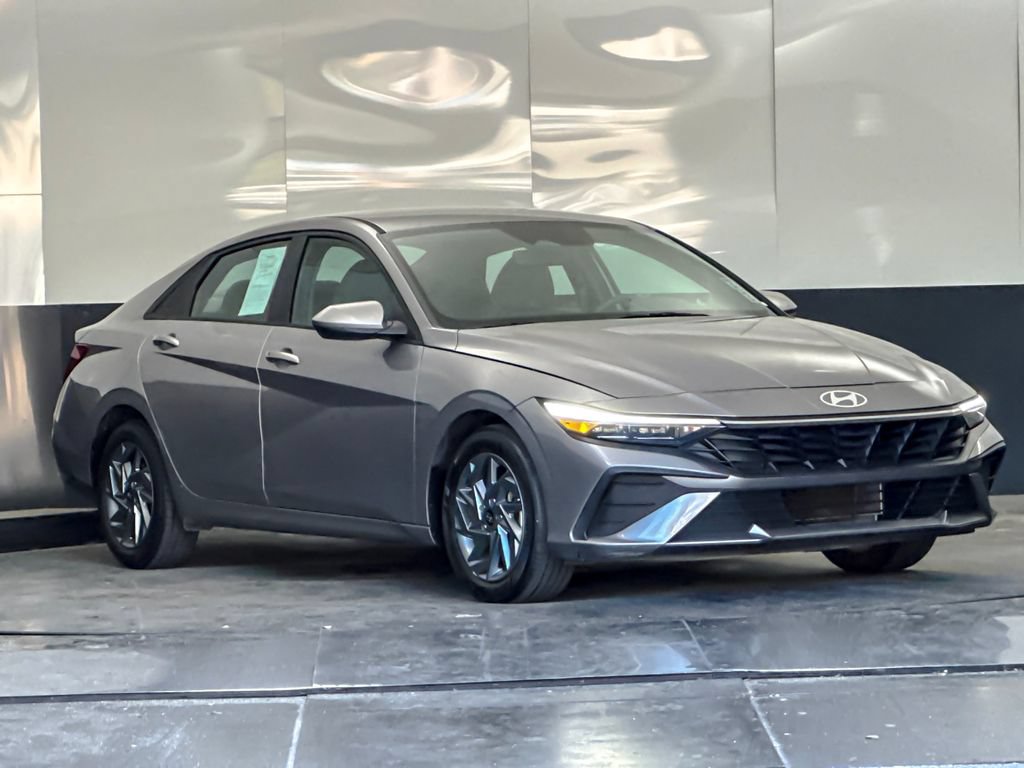 Used 2024 Hyundai Elantra SEL