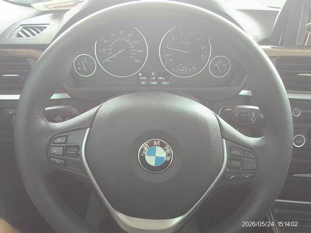 Used 2014 BMW 328i xDrive Sedan AWD/4WD image 11