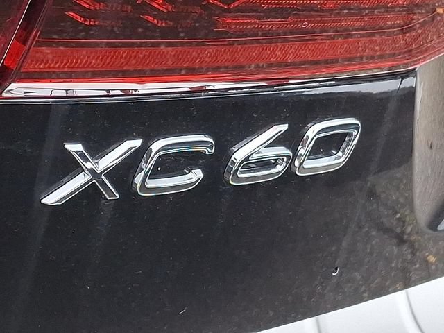 New 2026 Volvo XC60 B5 Plus w/ Protection Package Premier AWD/4WD image 10