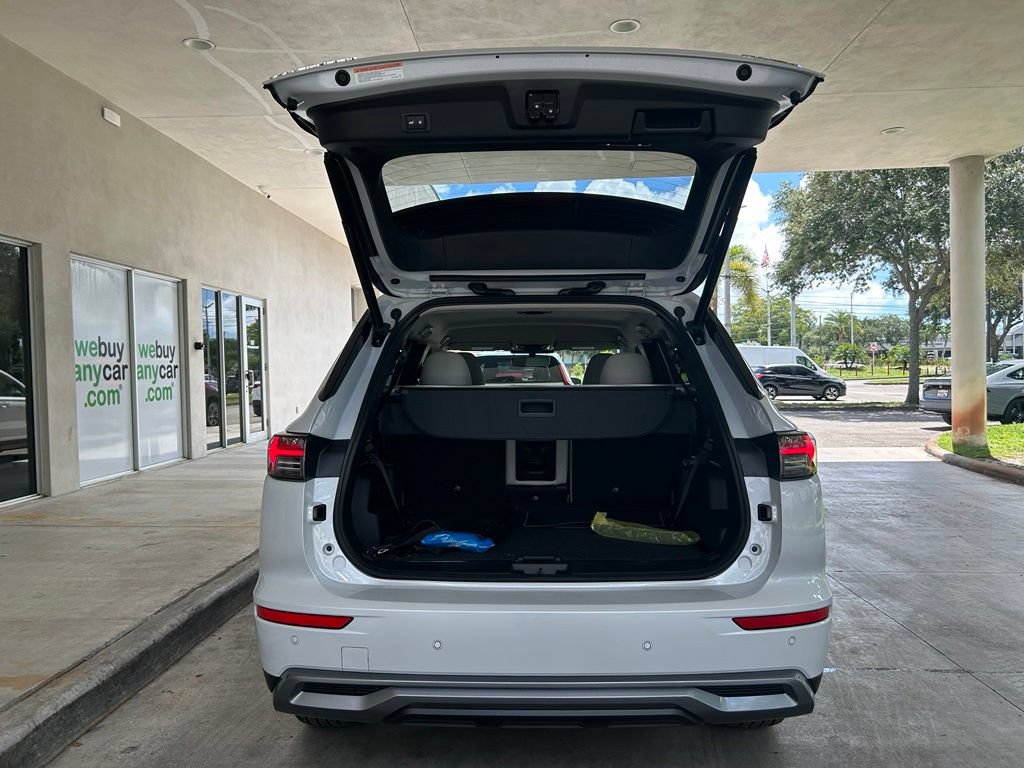 New 2026 Mitsubishi Outlander SE AWD/4WD image 33
