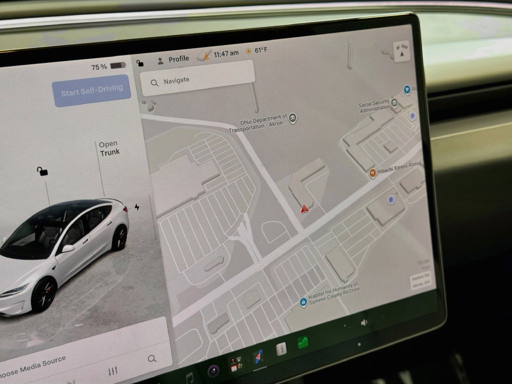 Used 2025 Tesla Model 3 Performance AWD/4WD image 13