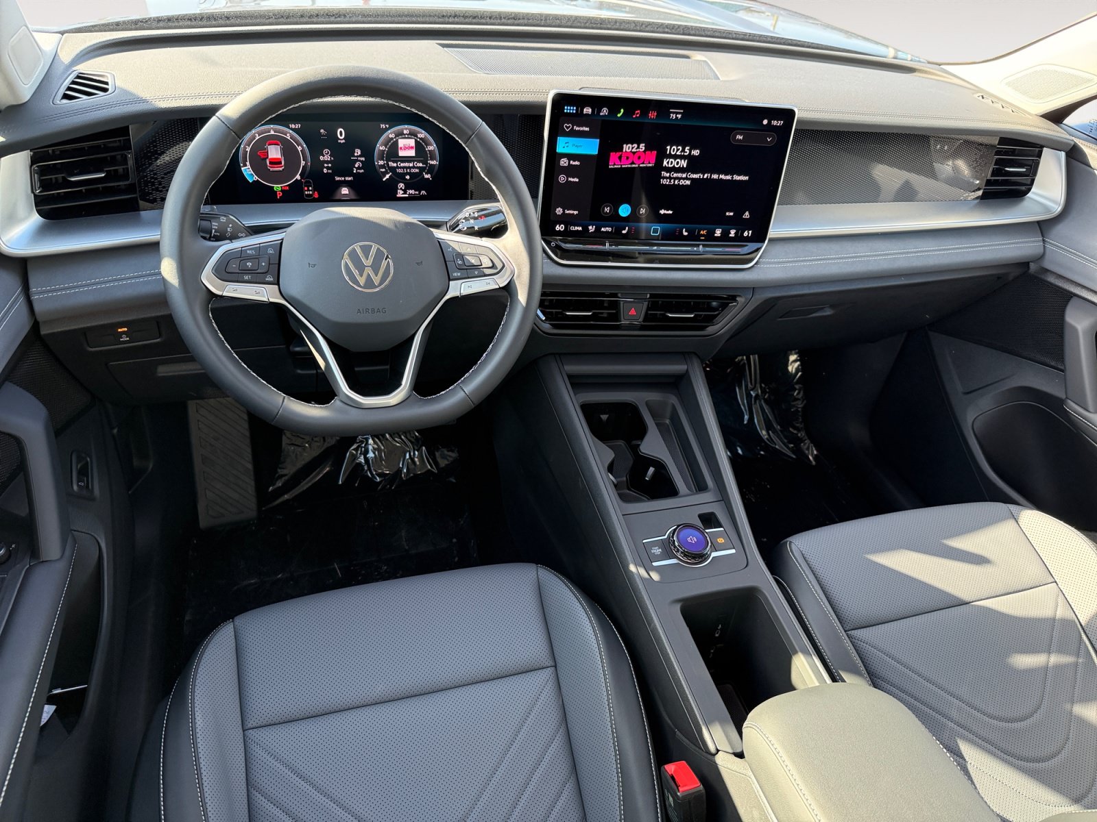 New 2026 Volkswagen Tiguan SE AWD/4WD image 15