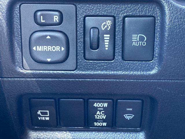 Used 2023 Toyota 4Runner TRD Off-Road Premium w/ Off Road Premium Plus Package AWD/4WD image 15