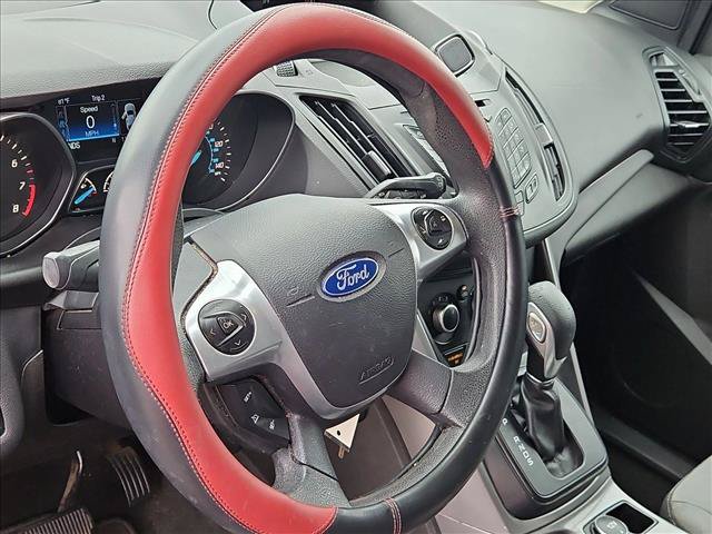 Used 2016 Ford Escape SE FWD image 8