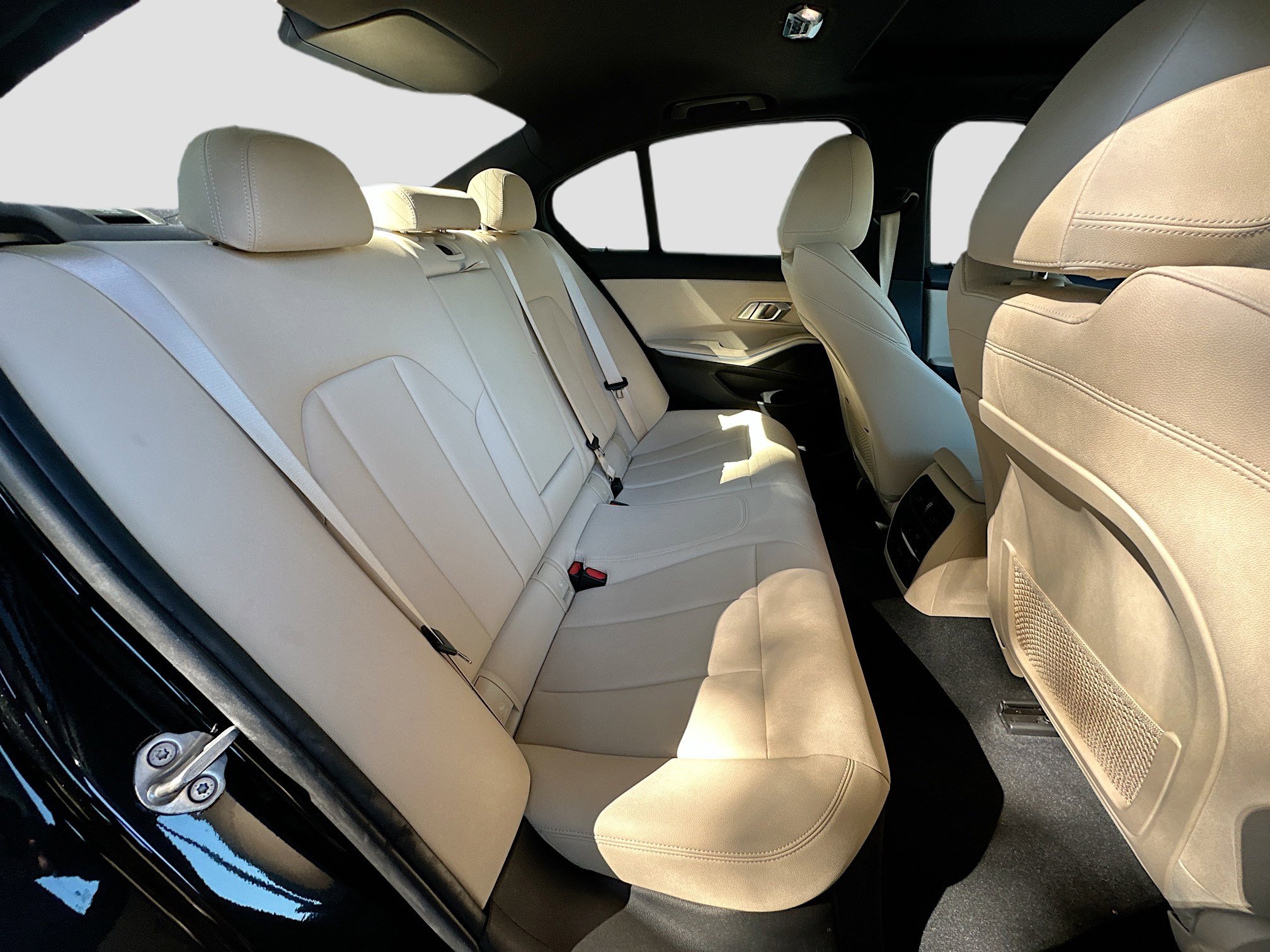 Used 2020 BMW 330i Sedan w/ Convenience Package image 27