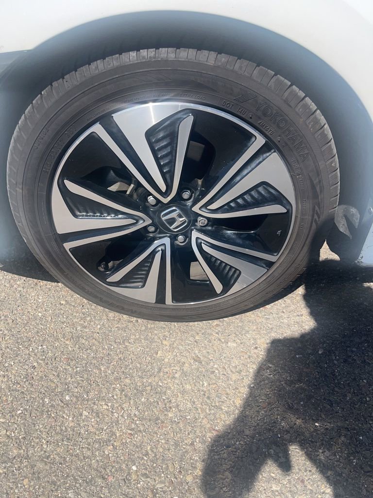 Used 2017 Honda Civic EX-T image 9