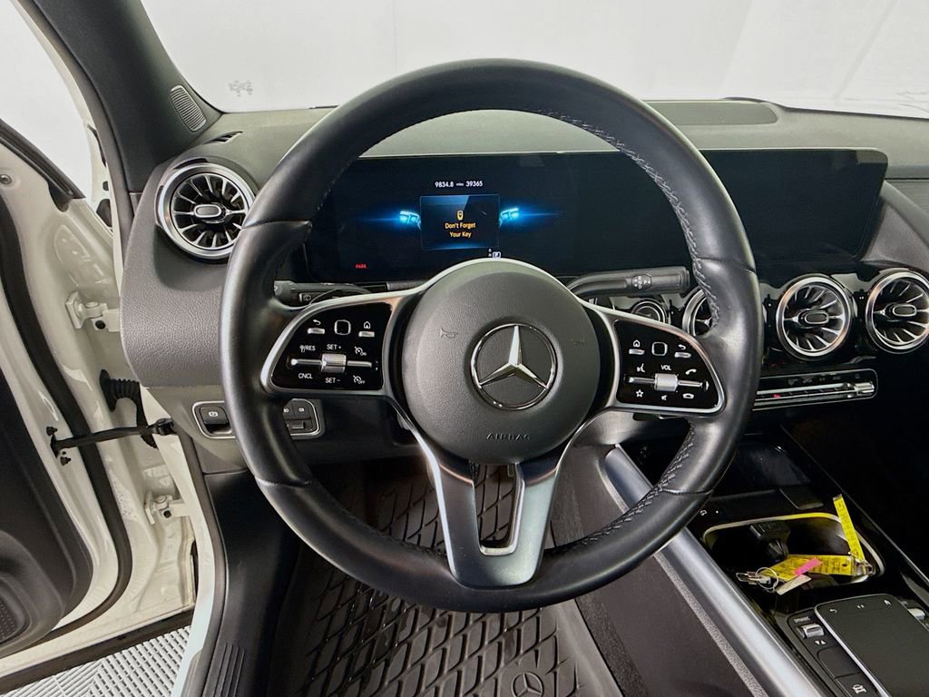 Used 2023 Mercedes-Benz GLA 250 4MATIC image 12