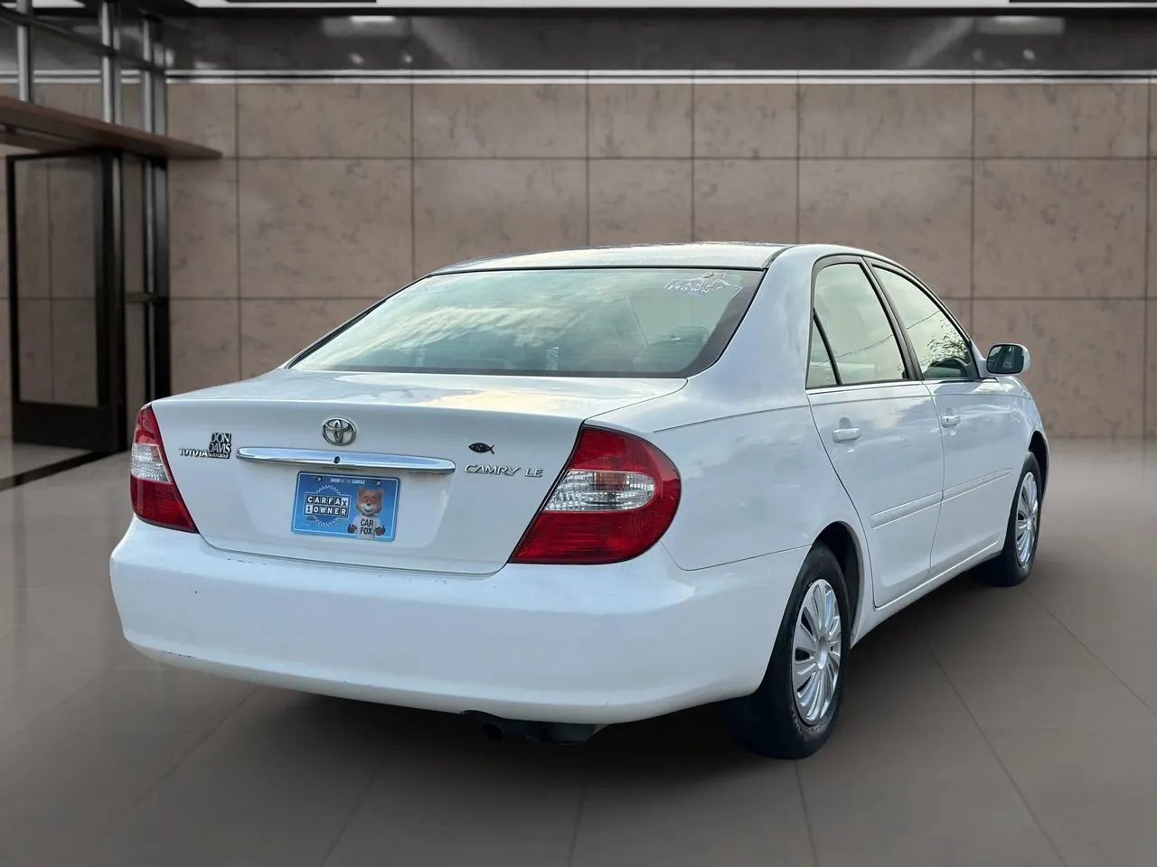 Used 2002 Toyota Camry LE FWD image 2