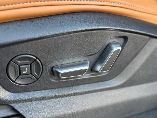 Used 2026 Audi RS Q8 performance AWD/4WD image 16