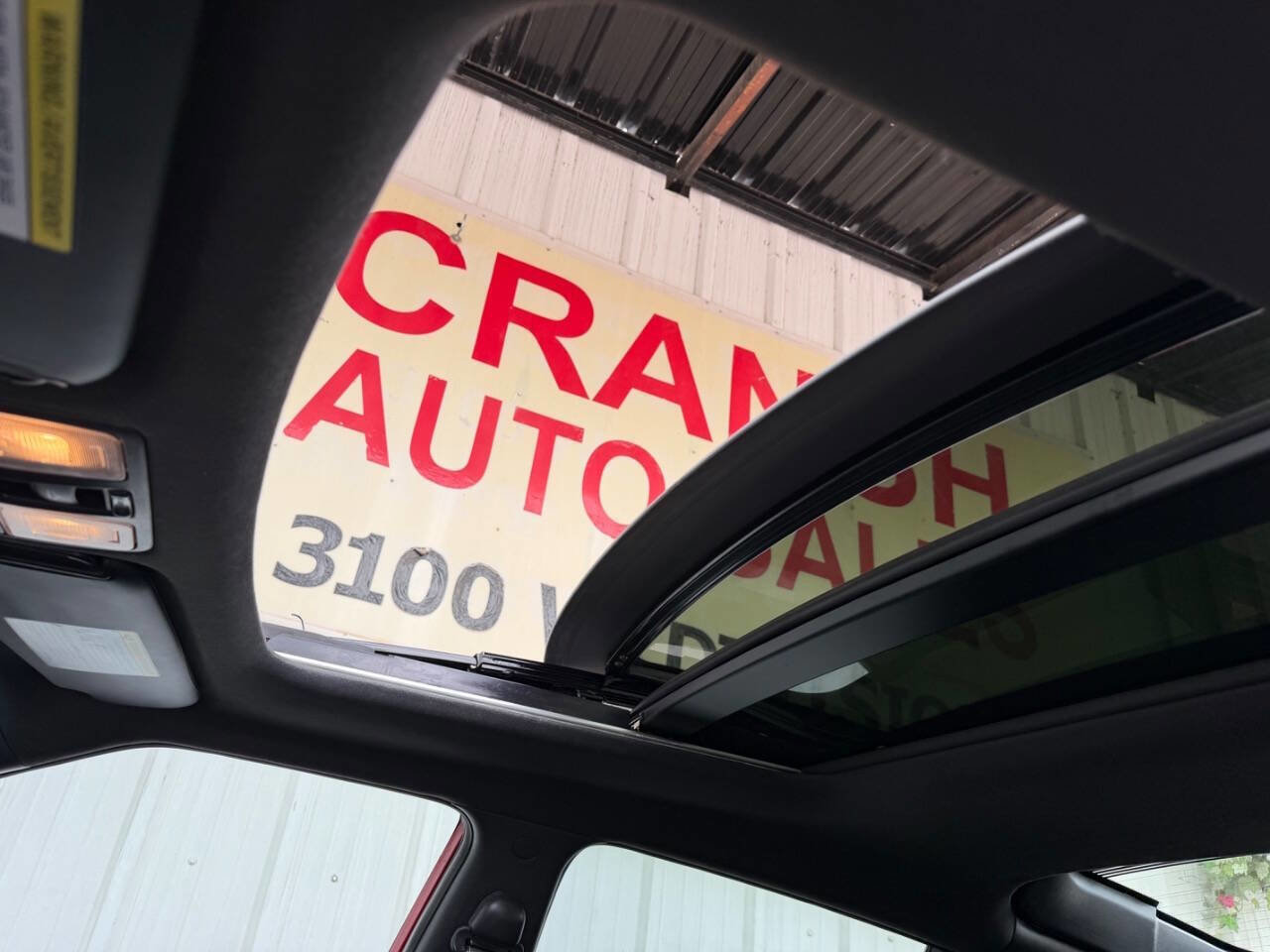 Used 2016 Hyundai Veloster w/ Option Group 03 image 23