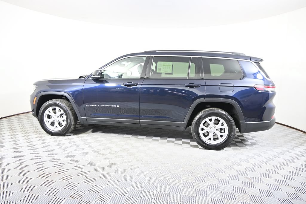 Used 2023 Jeep Grand Cherokee L Limited w/ Luxury Tech Group II AWD/4WD image 3