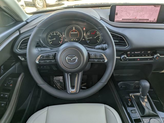 New 2025 MAZDA CX-30 2.5 Turbo w/ Premium Plus Pkg image 16