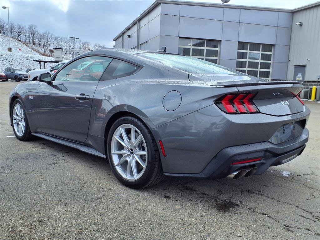 Certified 2025 Ford Mustang GT Premium image 4