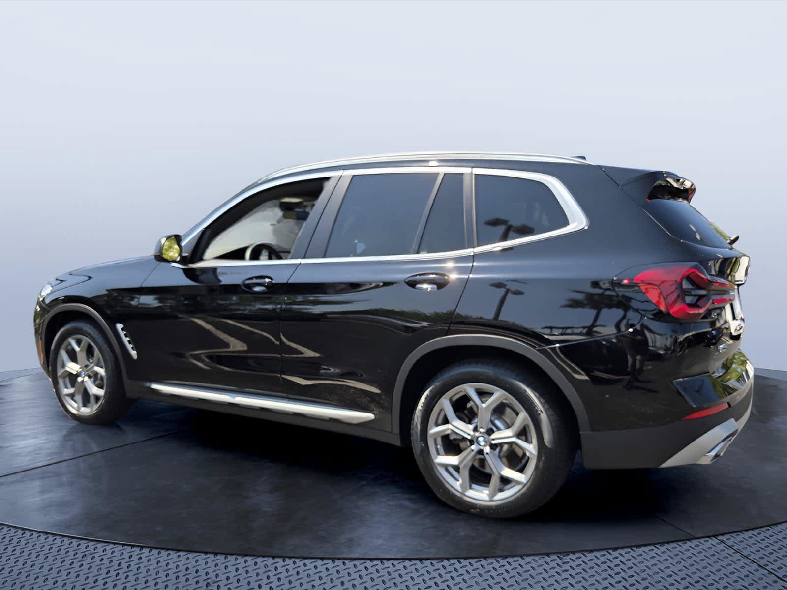 Certified 2023 BMW X3 sDrive30i w/ Parking Assistance Package RWD image 4