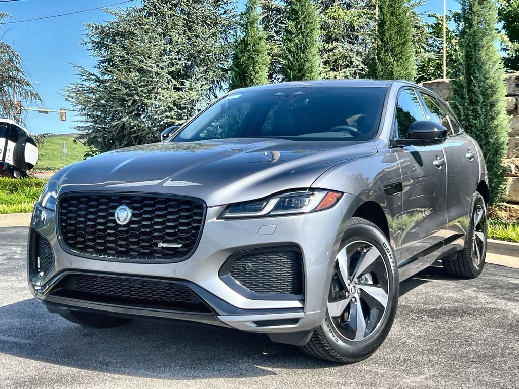 Used 2025 Jaguar F-PACE R-Dynamic S image 1