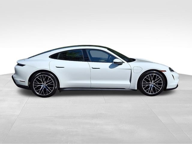 Used 2023 Porsche Taycan RWD image 9