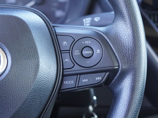 Certified 2025 Toyota Corolla LE FWD image 22