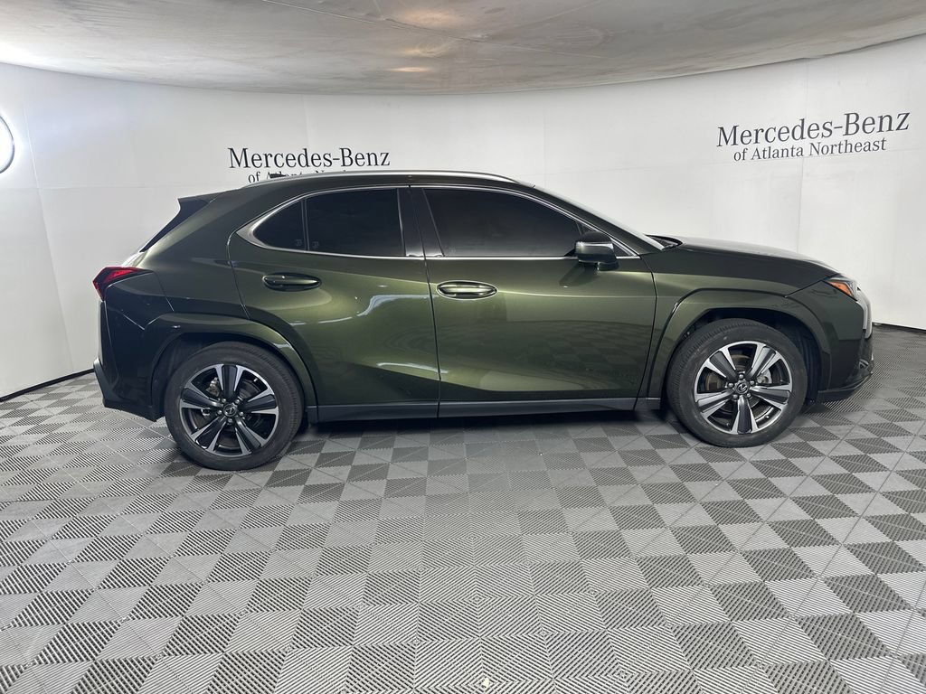 Used 2024 Lexus UX 250h AWD w/ Premium Package image 8