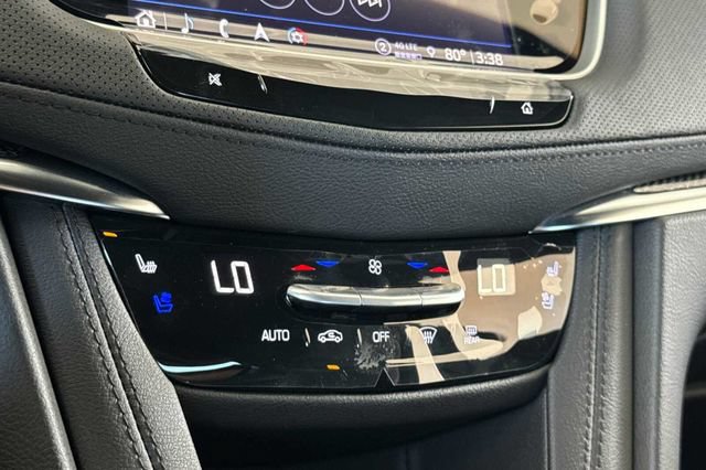 New 2026 Cadillac XT5 Sportv w/ LPO, Floor Liner Package AWD/4WD image 21
