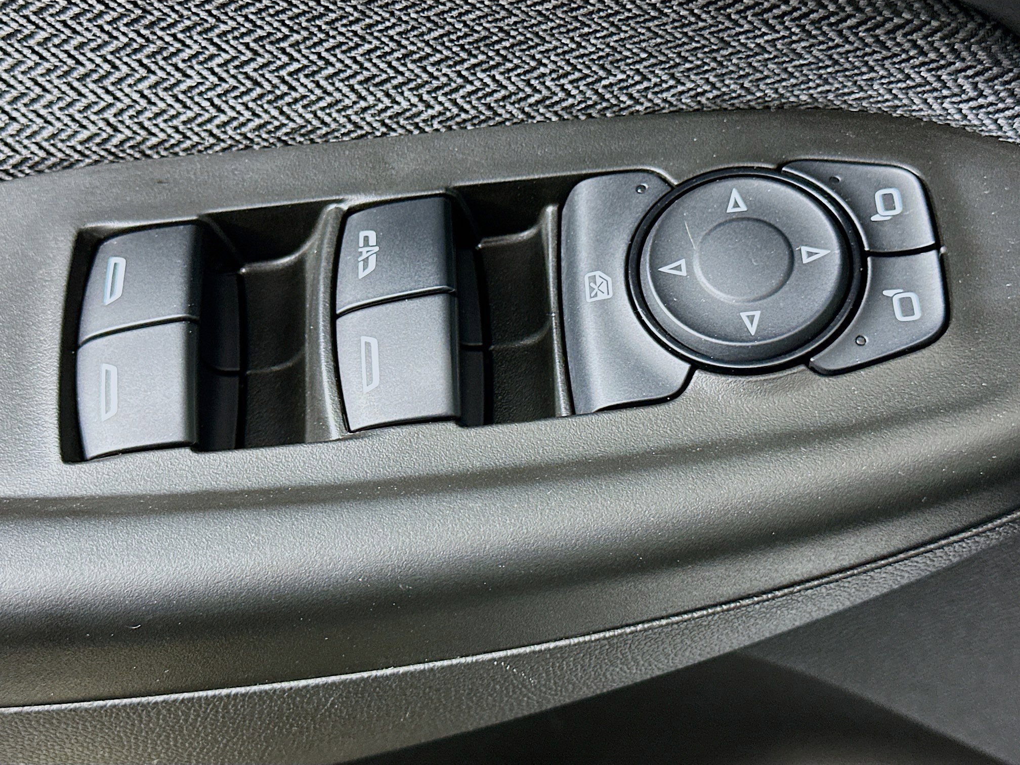 Used 2024 Chevrolet TrailBlazer LS FWD image 15