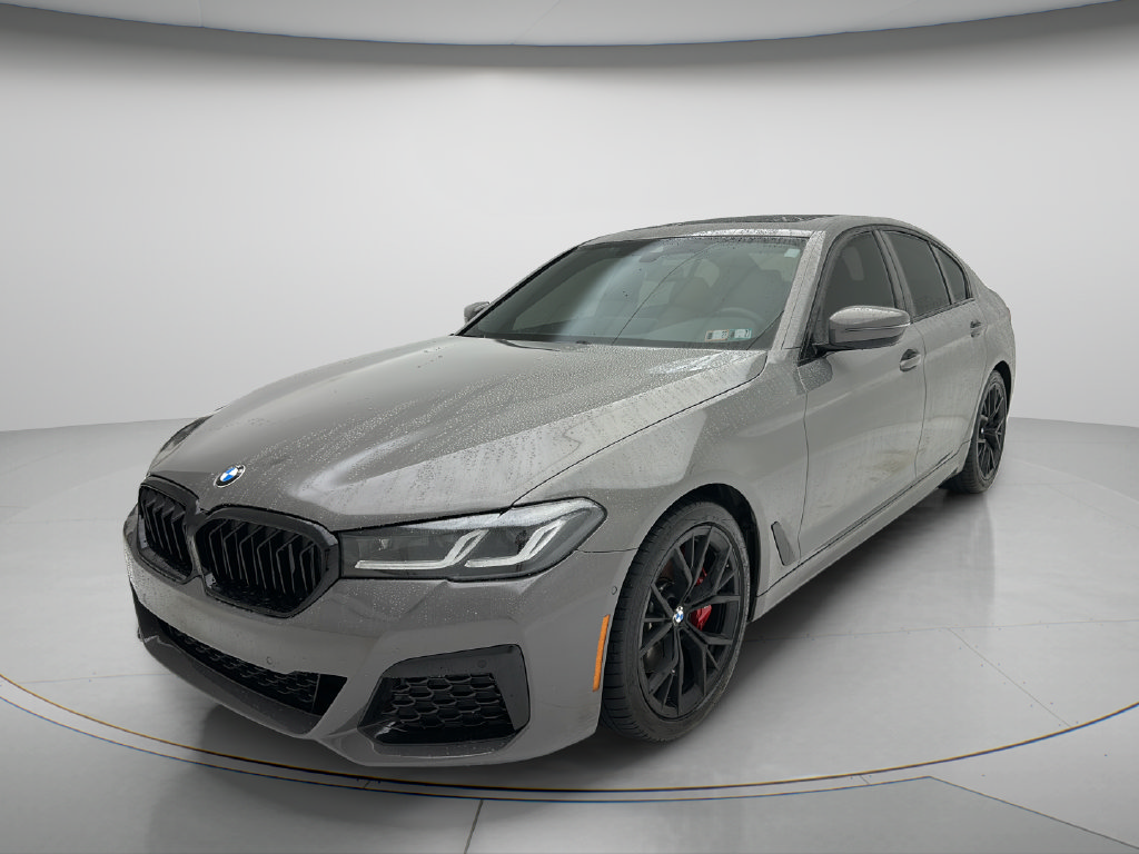 Used 2022 BMW 530i xDrive w/ M Sport Package AWD/4WD image 3