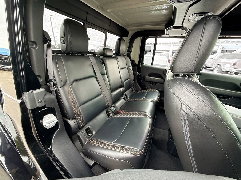 Used 2021 Jeep Gladiator Overland image 29