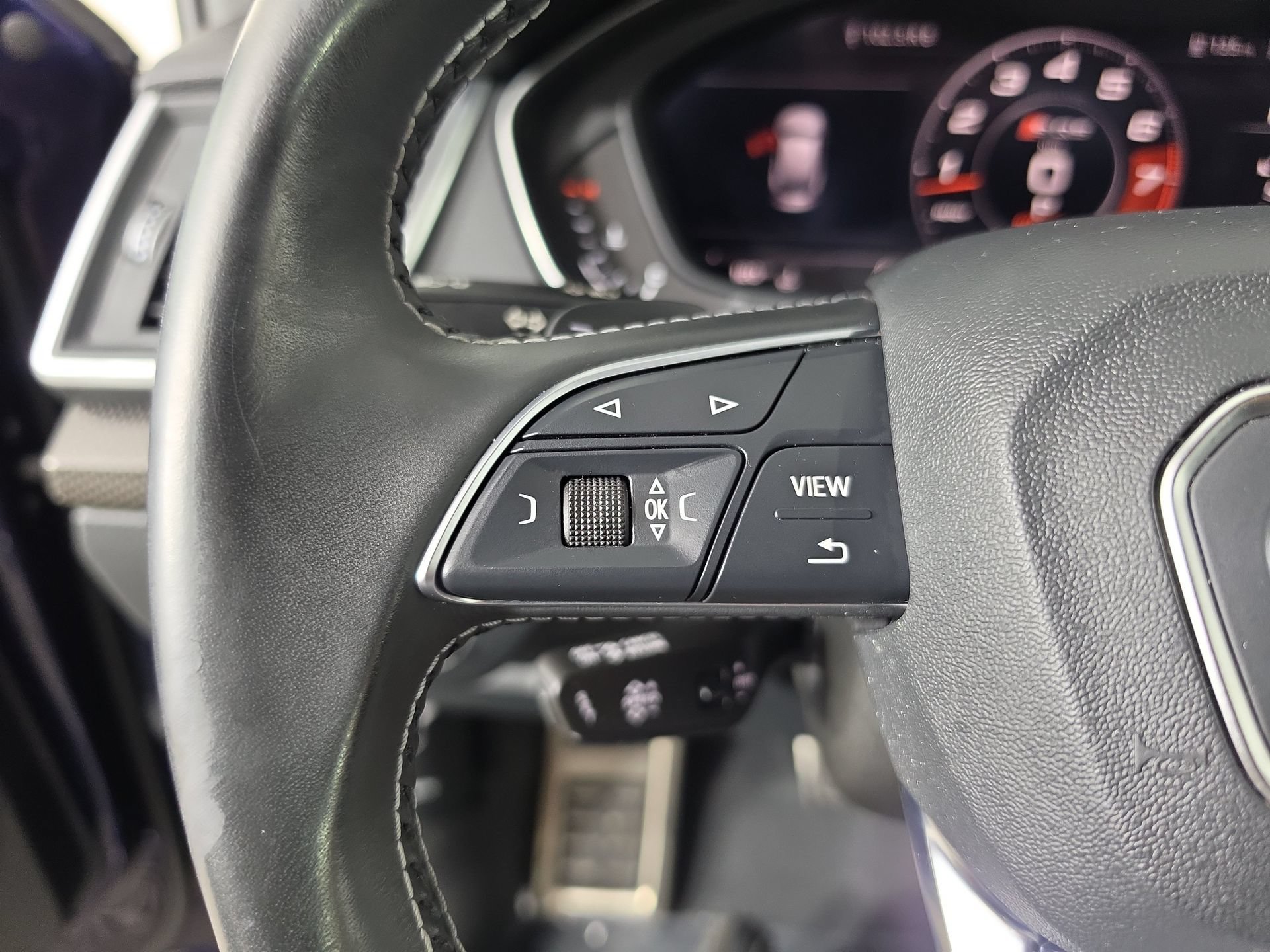 Used 2020 Audi SQ5 Prestige AWD/4WD image 24