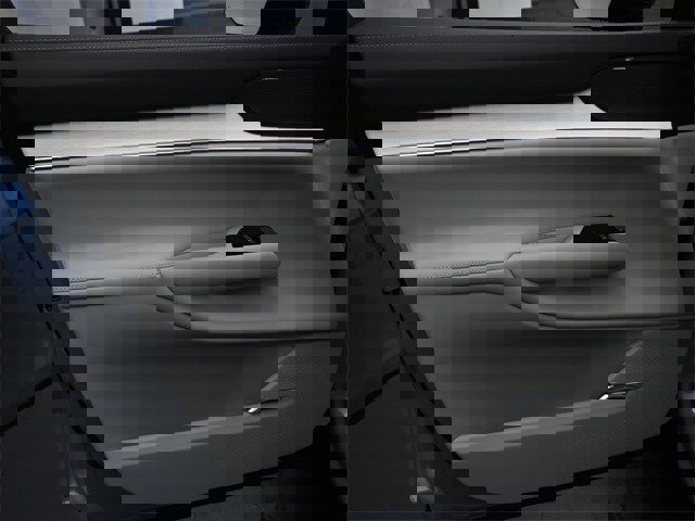 New 2025 Volvo EX90 Ultra image 14