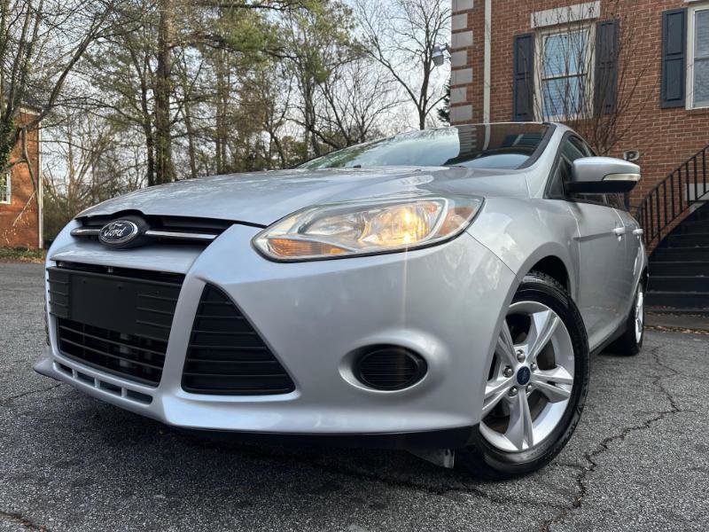 Used 2014 Ford Focus SE image 2