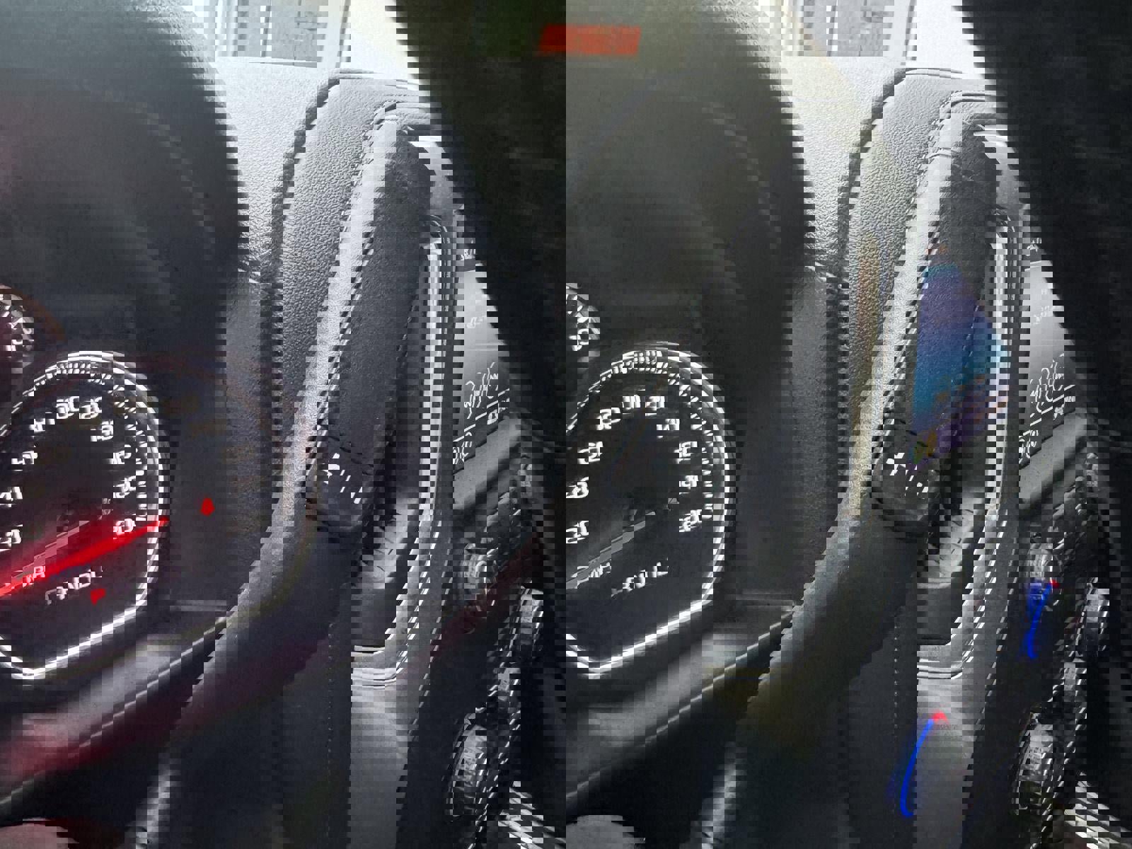 Used 2021 Chevrolet Silverado 1500 LT image 19