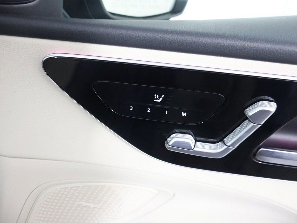 Used 2023 Mercedes-Benz C 300 4MATIC Sedan image 37