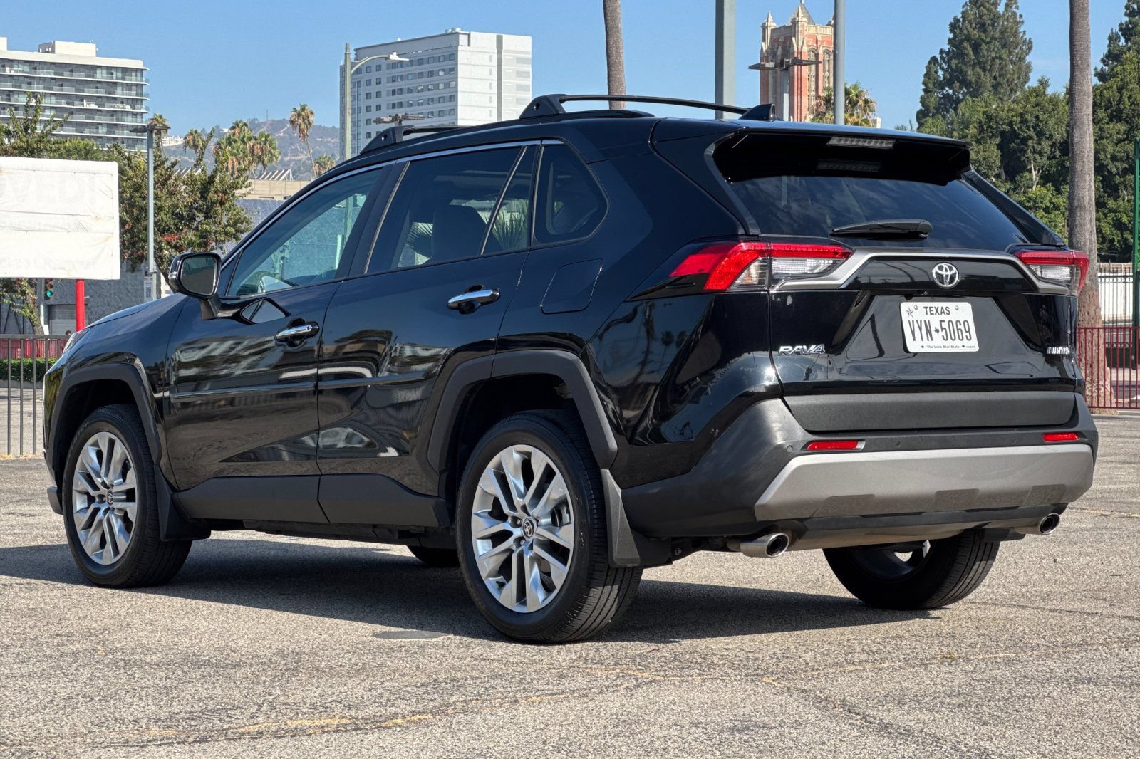 Certified 2025 Toyota RAV4 Limited FWD image 6