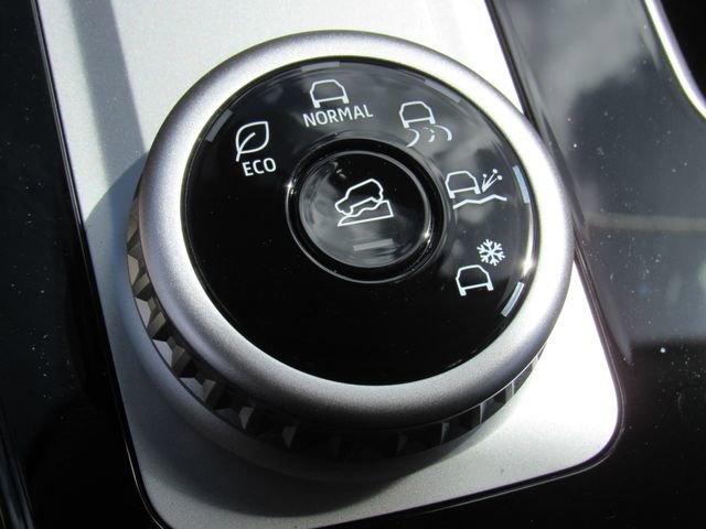 New 2026 Mitsubishi Outlander ES image 26