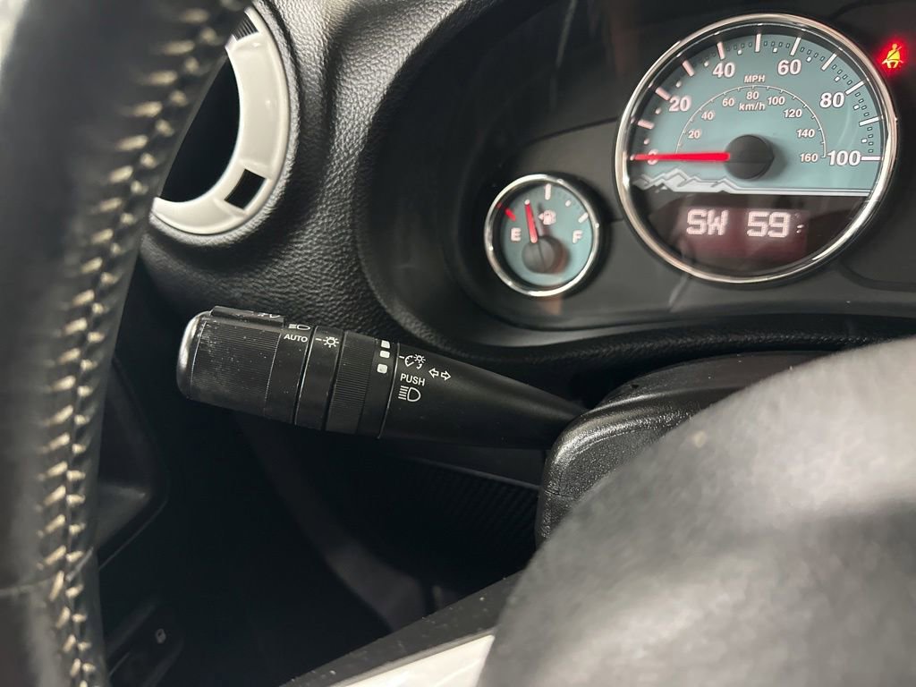 Used 2014 Jeep Wrangler Unlimited Sahara AWD/4WD image 39