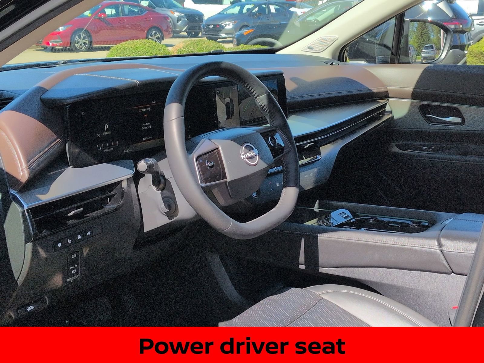 Certified 2025 Nissan Murano Platinum image 14