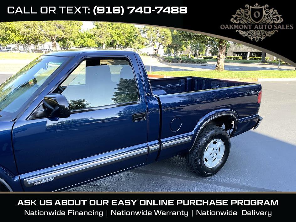 Used 2000 Chevrolet S10 Pickup LS w/ Preferred Equipment Group AWD/4WD image 4