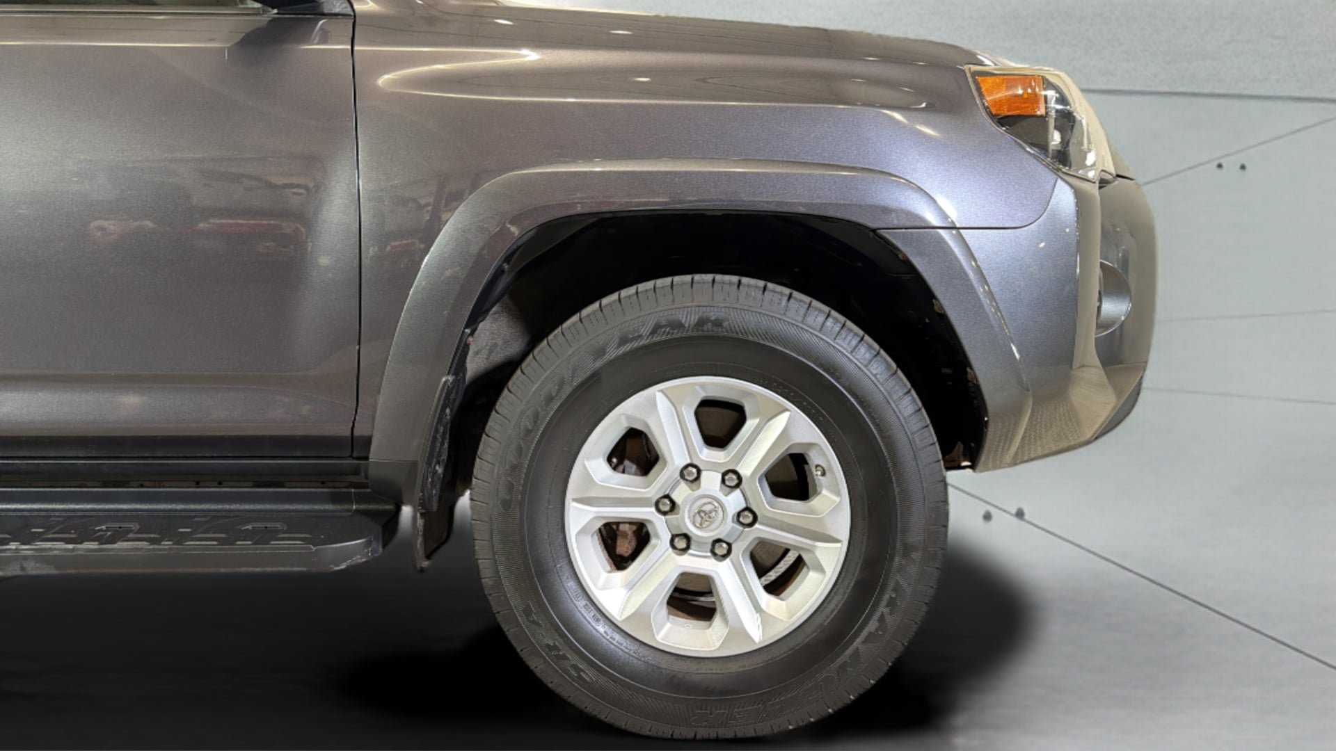 Used 2014 Toyota 4Runner SR5 Premium AWD/4WD image 34