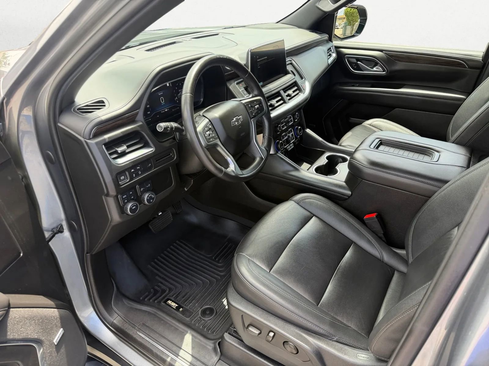 Used 2022 Chevrolet Suburban Z71 AWD/4WD image 14