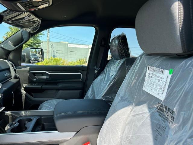 New 2025 RAM 1500 Big Horn image 12