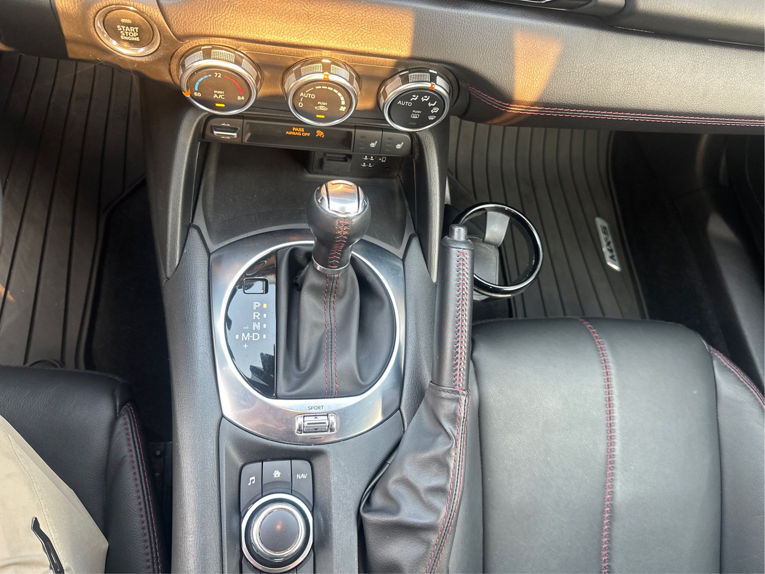Used 2019 MAZDA MX-5 Miata RF Grand Touring RWD image 13