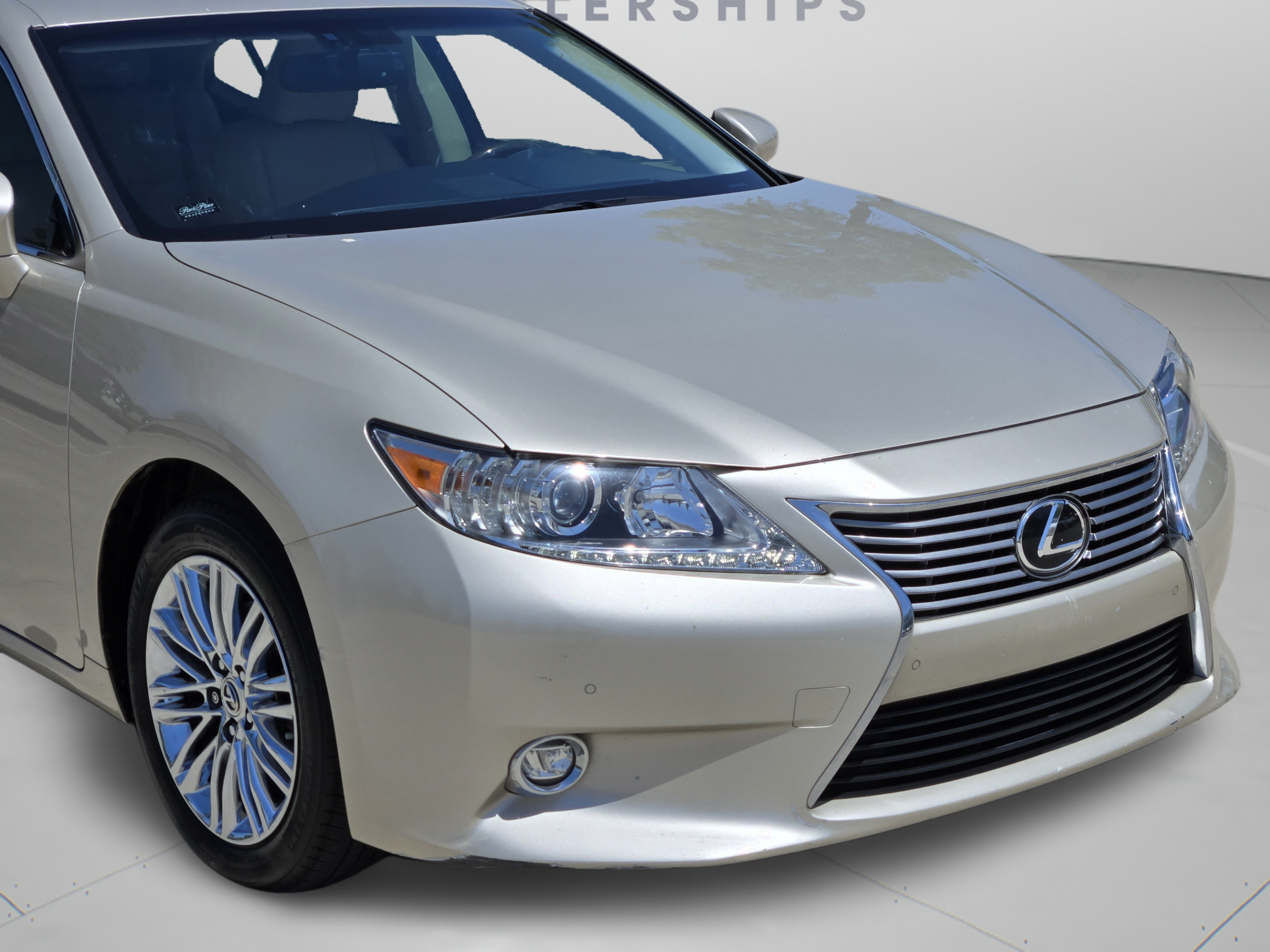 Used 2015 Lexus ES 350 w/ Luxury Package FWD image 32