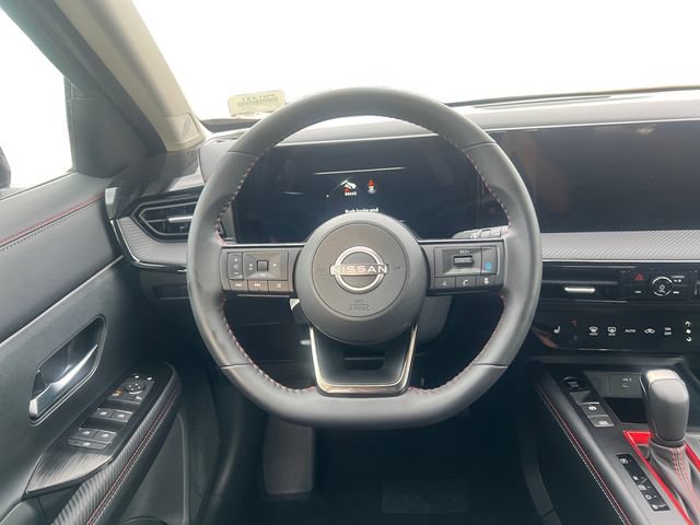New 2026 Nissan Kicks SR w/ Cold Weather Package AWD/4WD image 12