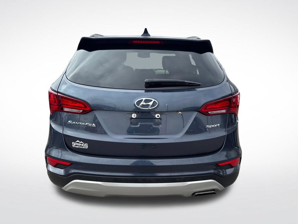 Used 2017 Hyundai Santa Fe Sport FWD image 4