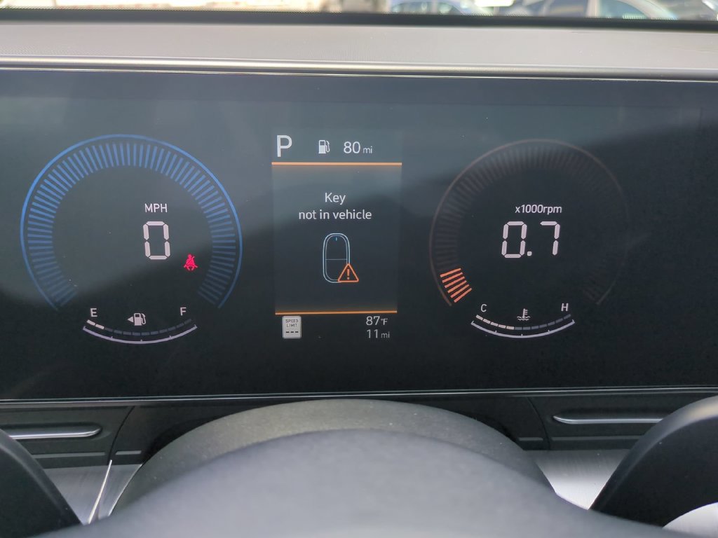 New 2027 Hyundai Kona SE FWD image 33